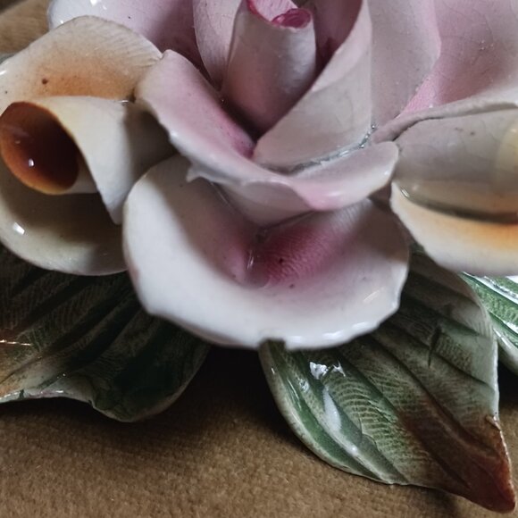 Vintage Capodimonte Style Porcelain Flower Wall Art with Gold Velvet and Tassel - Picture 13 of 13